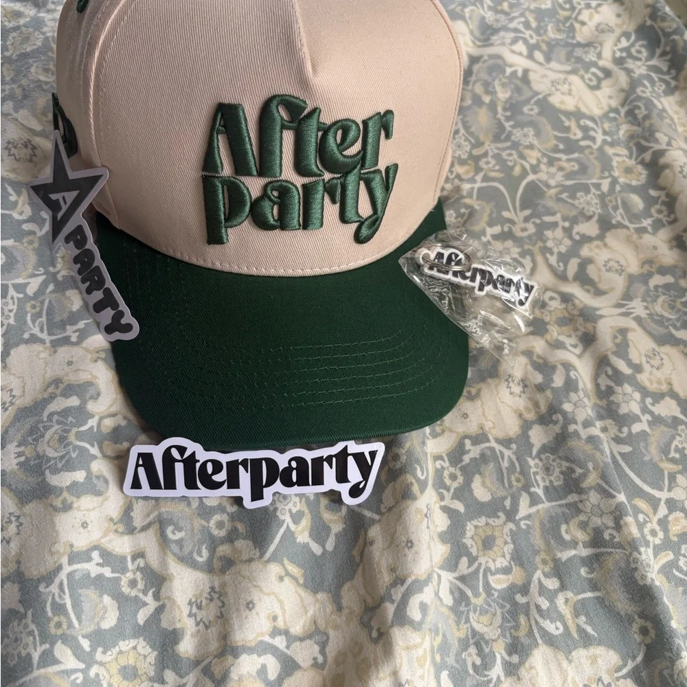 Green and Cream Cap